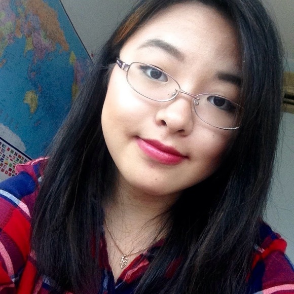 Meet your Posher, Catherine - Picture 2 of 2